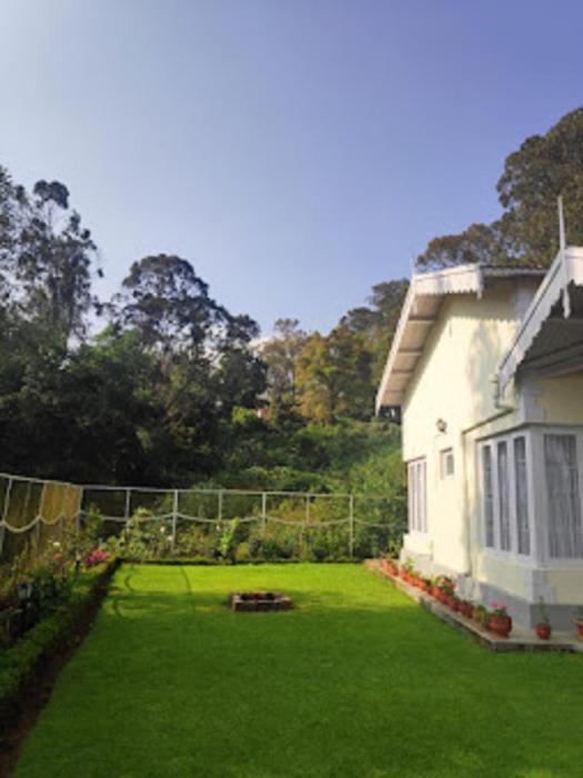 dew drops cottage coonoor by lexstays