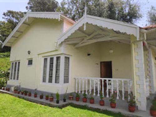 Dew Drops Cottage Coonoor By Lexstays,Brook Lands,3 star