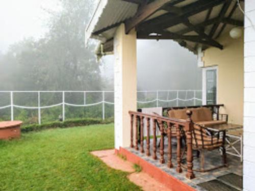 Dew Drops Cottage Coonoor By Lexstays,Brook Lands,3 star