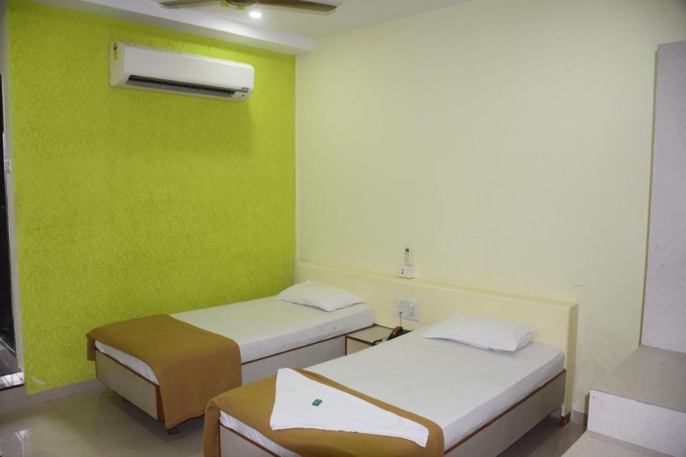 hotel uma executive lodging