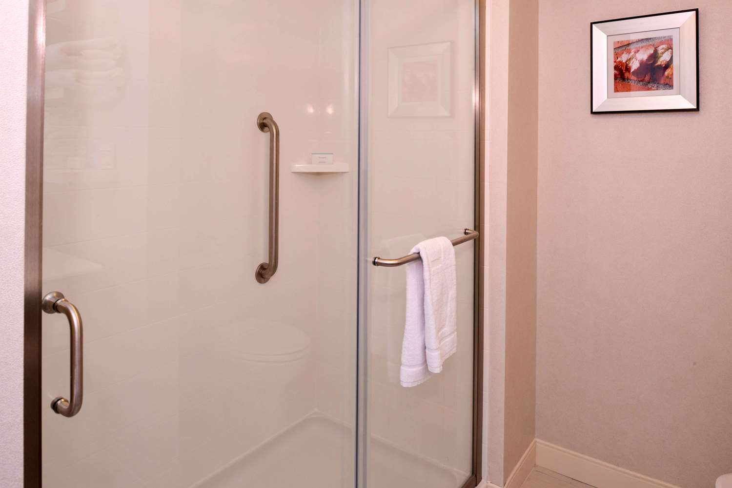hampton inn and suites albany east greenbush