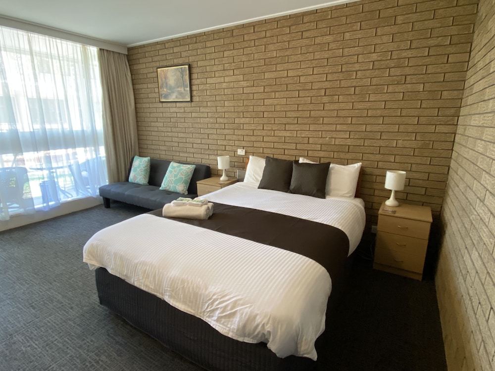 warrina motor inn wodonga cbd
