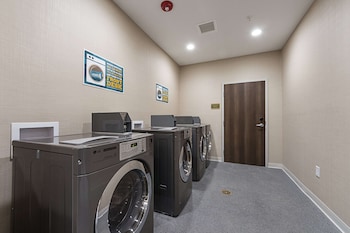 home2 suites by hilton dallas grand prairie