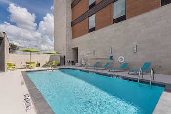 home2 suites by hilton dallas grand prairie
