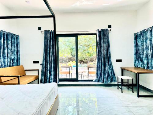 Krishna Farm House And Resort,Talala,2 star