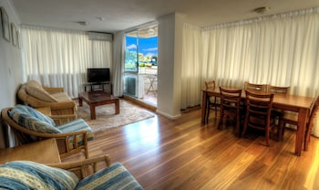 view pacific holiday apartments