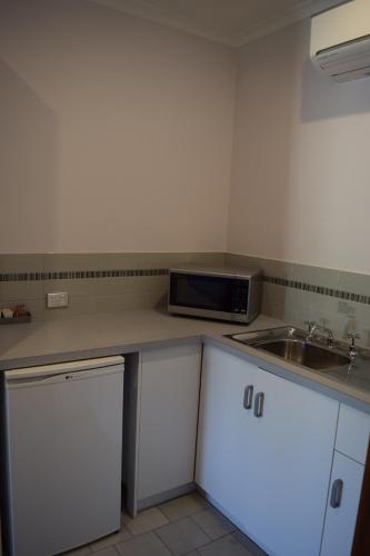 barooga river gums motor inn