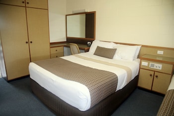 cannonvale reef gateway hotel