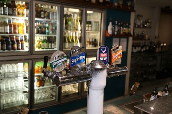 cannonvale reef gateway hotel