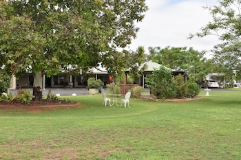 chinchilla motel
