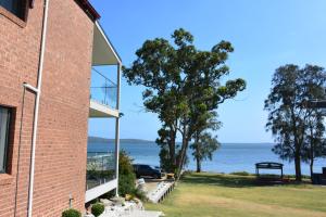 dungowan waterfront accommodation