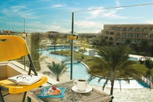 movenpick resort soma bay