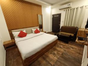 Hotel Vrindavan Palace,India>>Sawai Madhopur,3 star