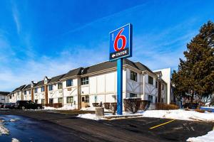 Motel 6 Palatine, Il - Chicago Northwest,Cook County>>Chicago,2 star