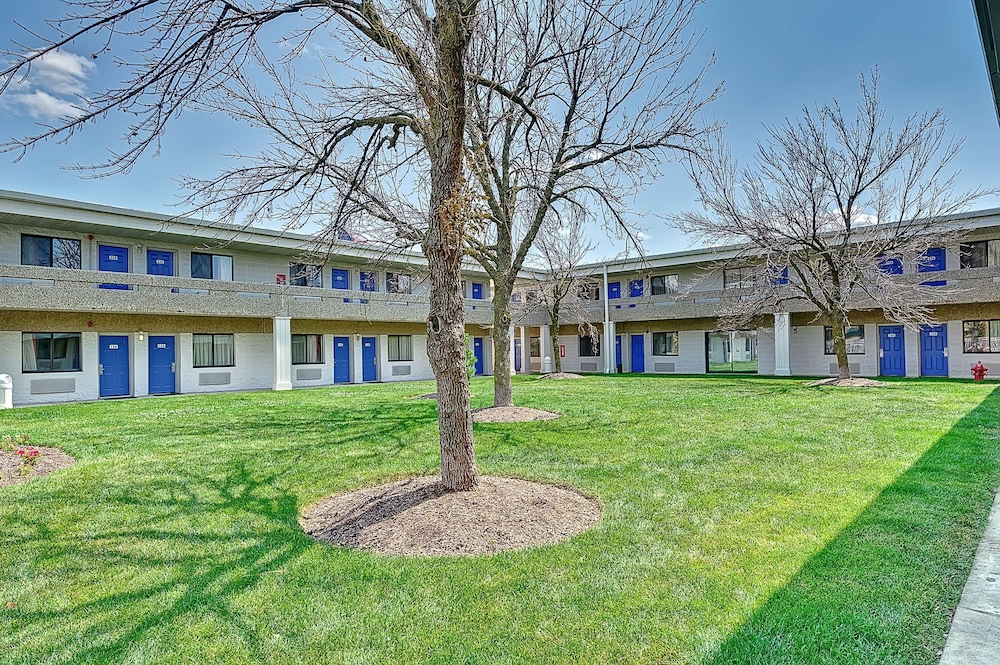motel 6 villa park il chicago west