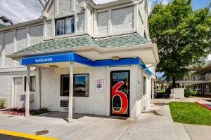 motel 6 wheat ridge co west denver north