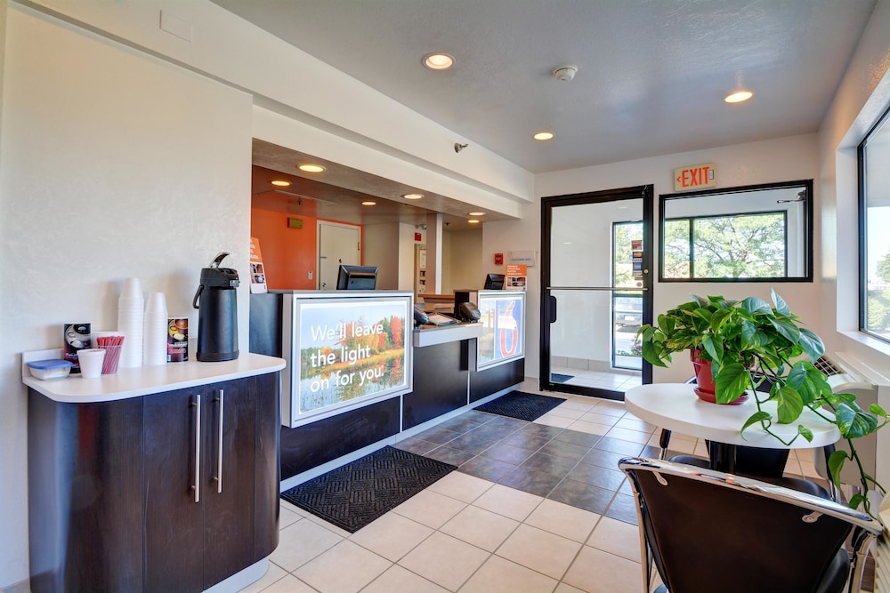 motel 6 windsor locks ct hartford