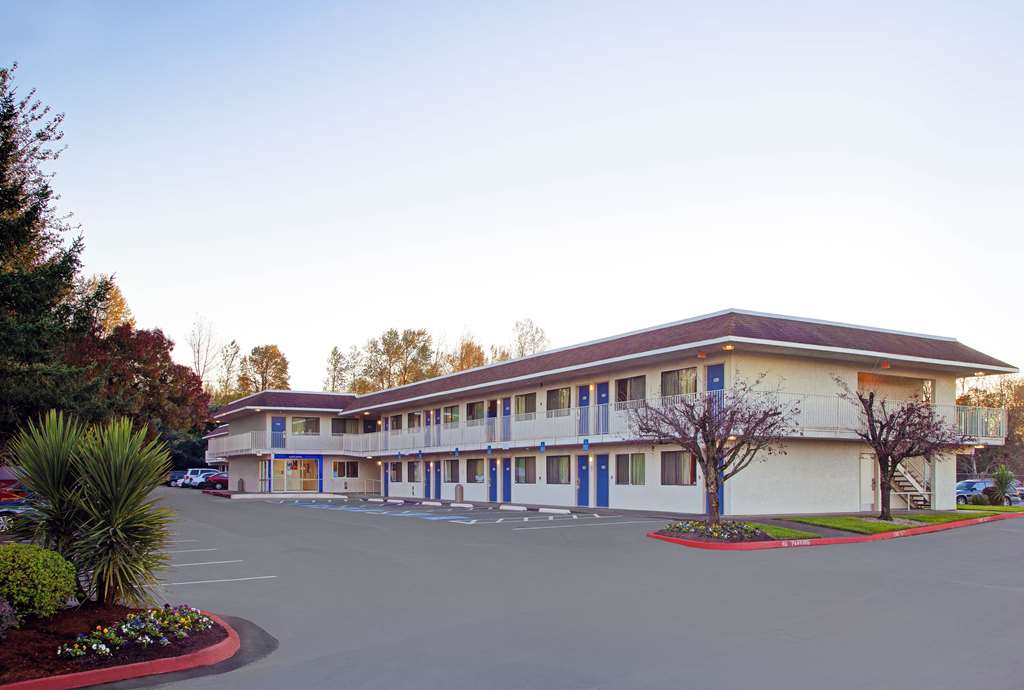 motel 6 troutdale or portland east