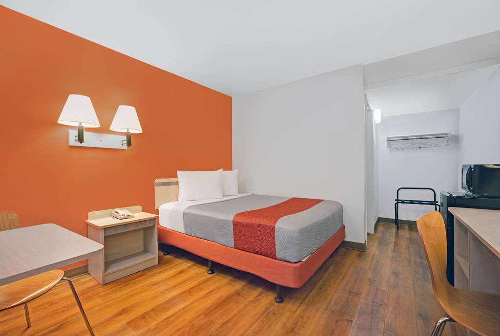 motel 6 troutdale or portland east