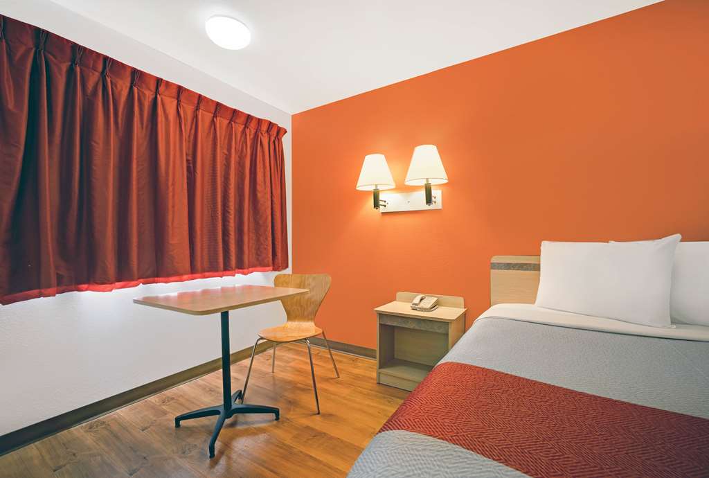 motel 6 troutdale or portland east