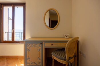 hotel monastero santandrea