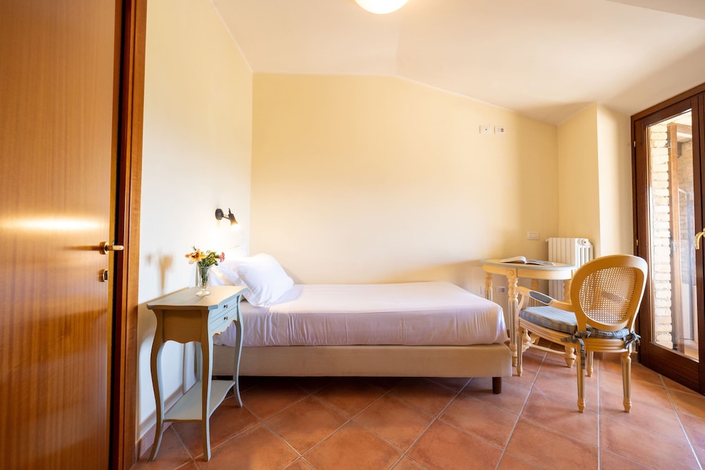 hotel monastero santandrea