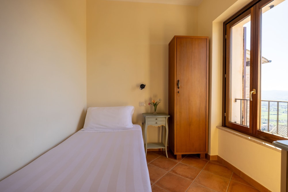 hotel monastero santandrea