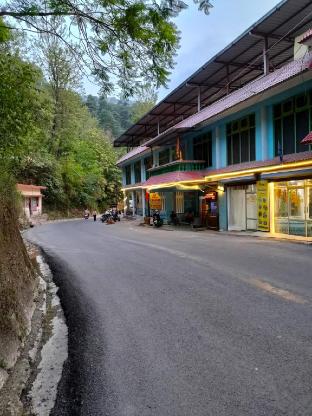 Hotel Chauhan Annexe,,5 star