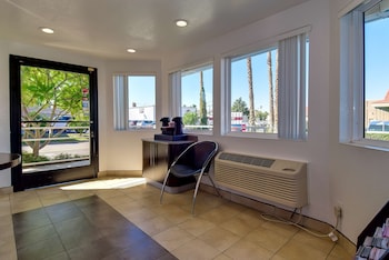 motel 6 riverside ca south