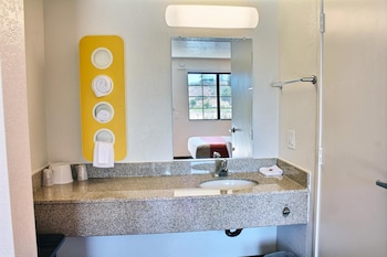 Motel 6 San Luis Obispo, Ca - South,San Luis Obispo County>>San Luis Obispo,2 star