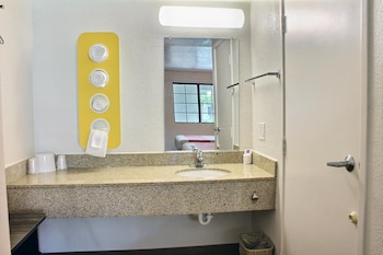 Motel 6 San Luis Obispo, Ca - South,San Luis Obispo County>>San Luis Obispo,2 star