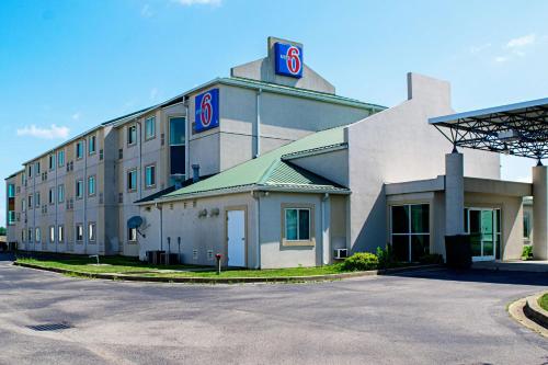 Motel 6 Seymour, In - North,Indiana>>Columbus,2 star