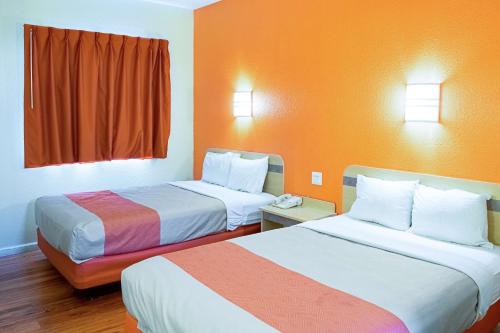 Motel 6 Seymour, In - North,Indiana>>Columbus,2 star