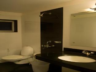 hotel maniam classic west wing