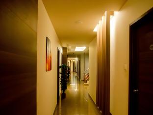 hotel maniam classic west wing