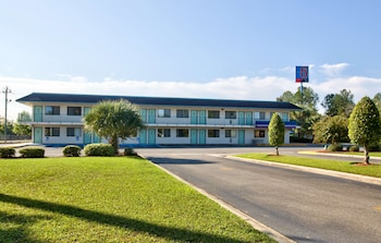 motel 6 valdosta ga university