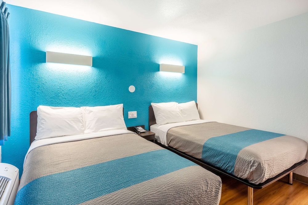 motel 6 valdosta ga university