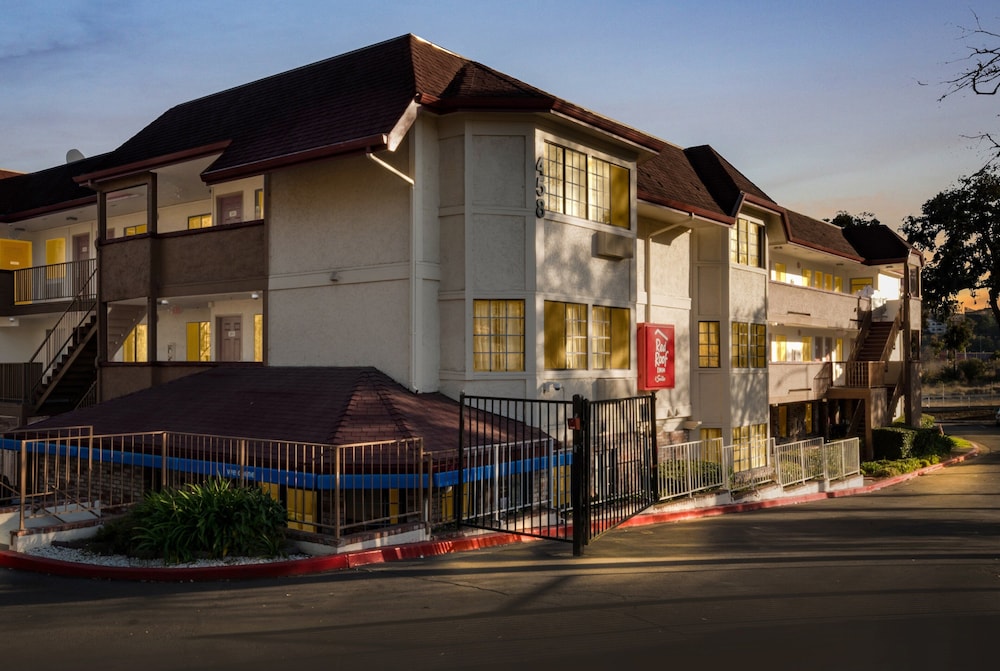 econo lodge
