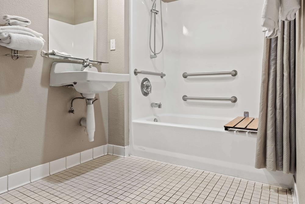 motel 6 ventura ca beach