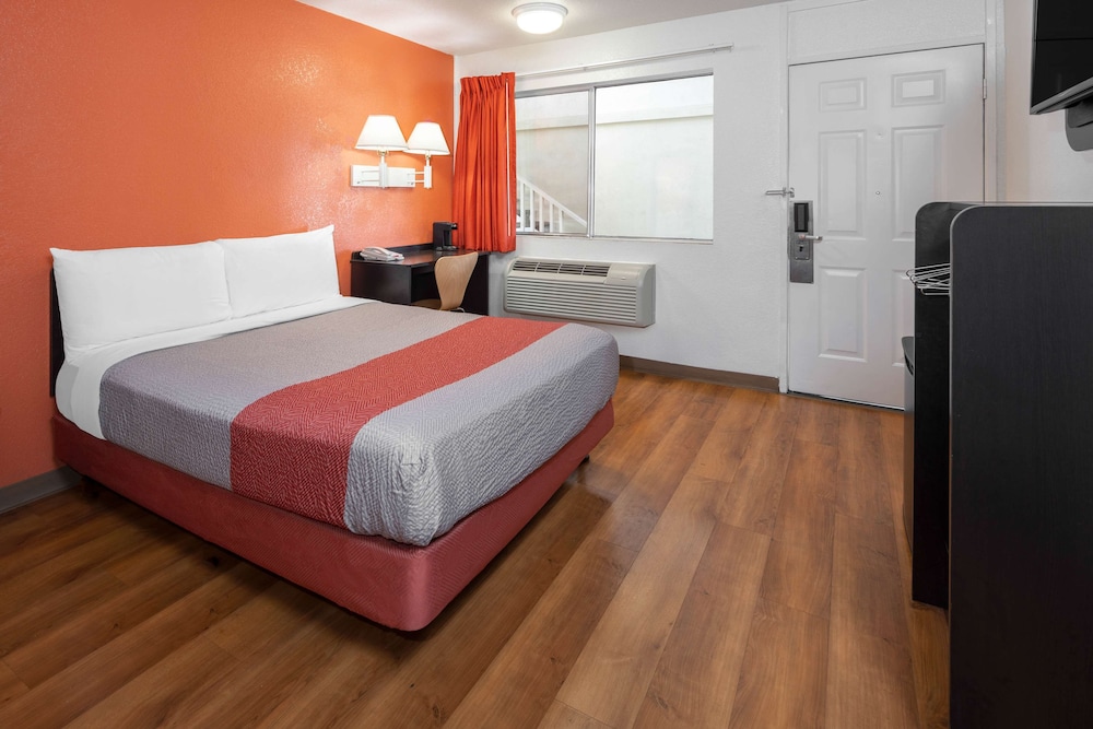 motel 6 ventura ca beach