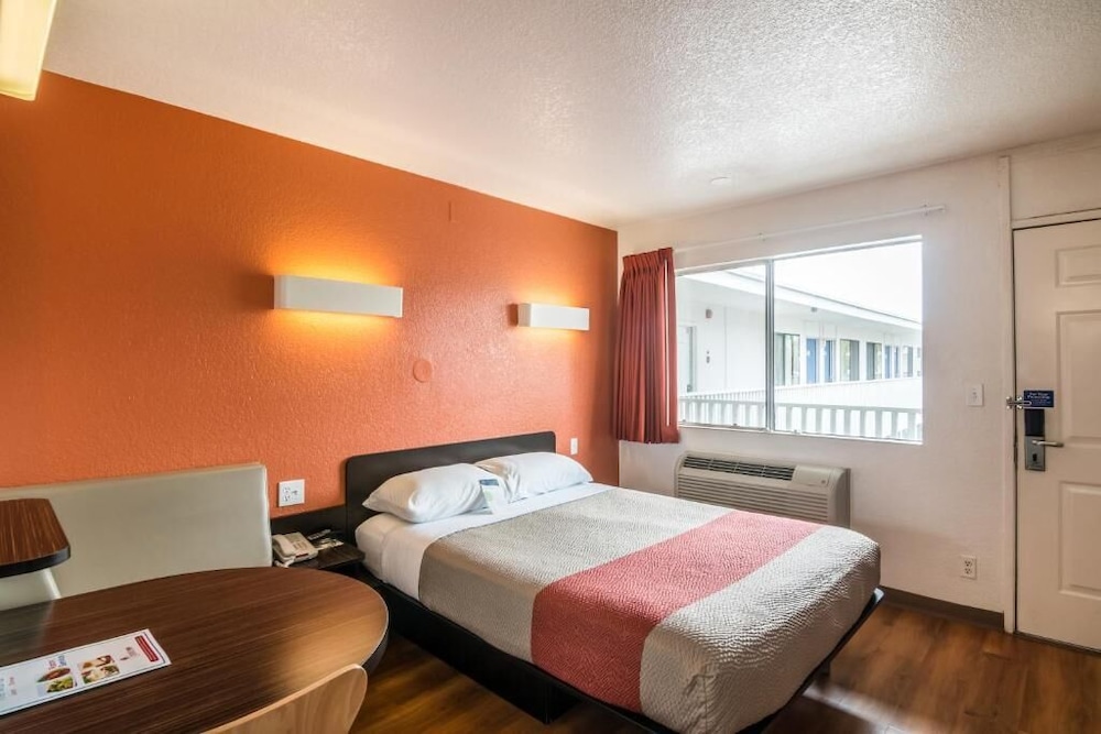 motel 6 ventura ca beach