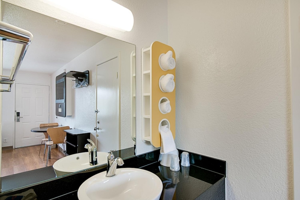 motel 6 ventura ca beach