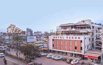 hotel varun