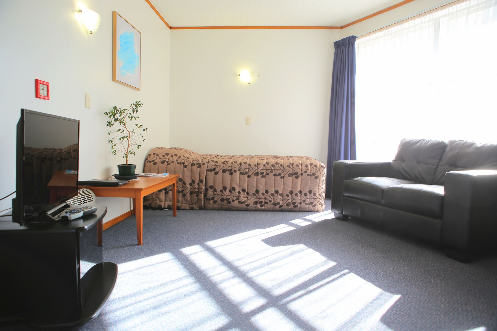 motel six