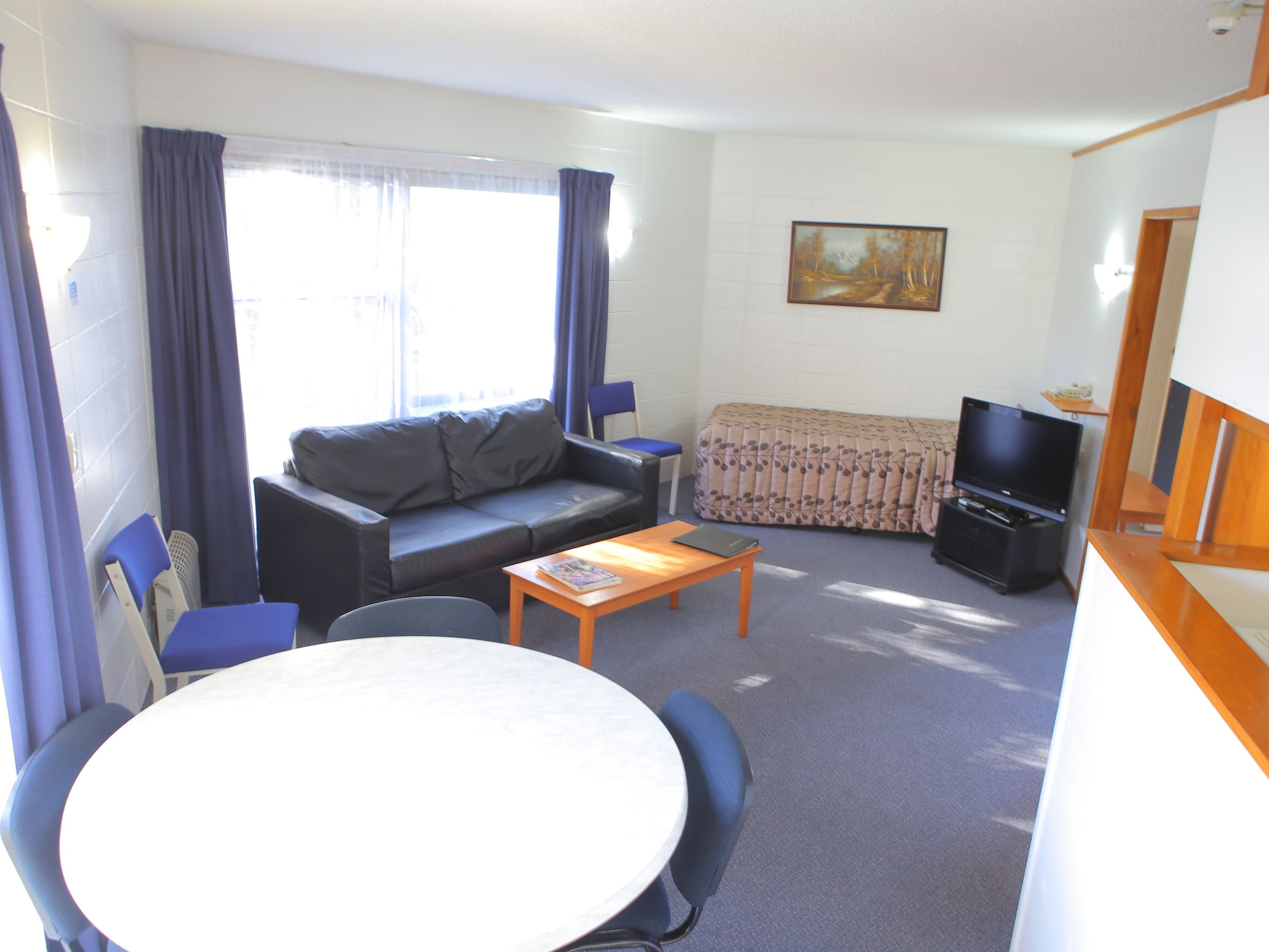 motel six