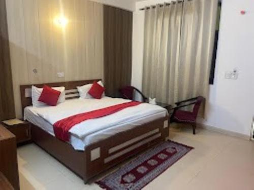 Hotel Rajhans Regency,Modipuram,3 star