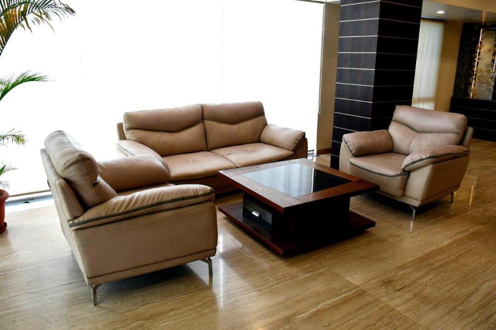 hotel kanishka international