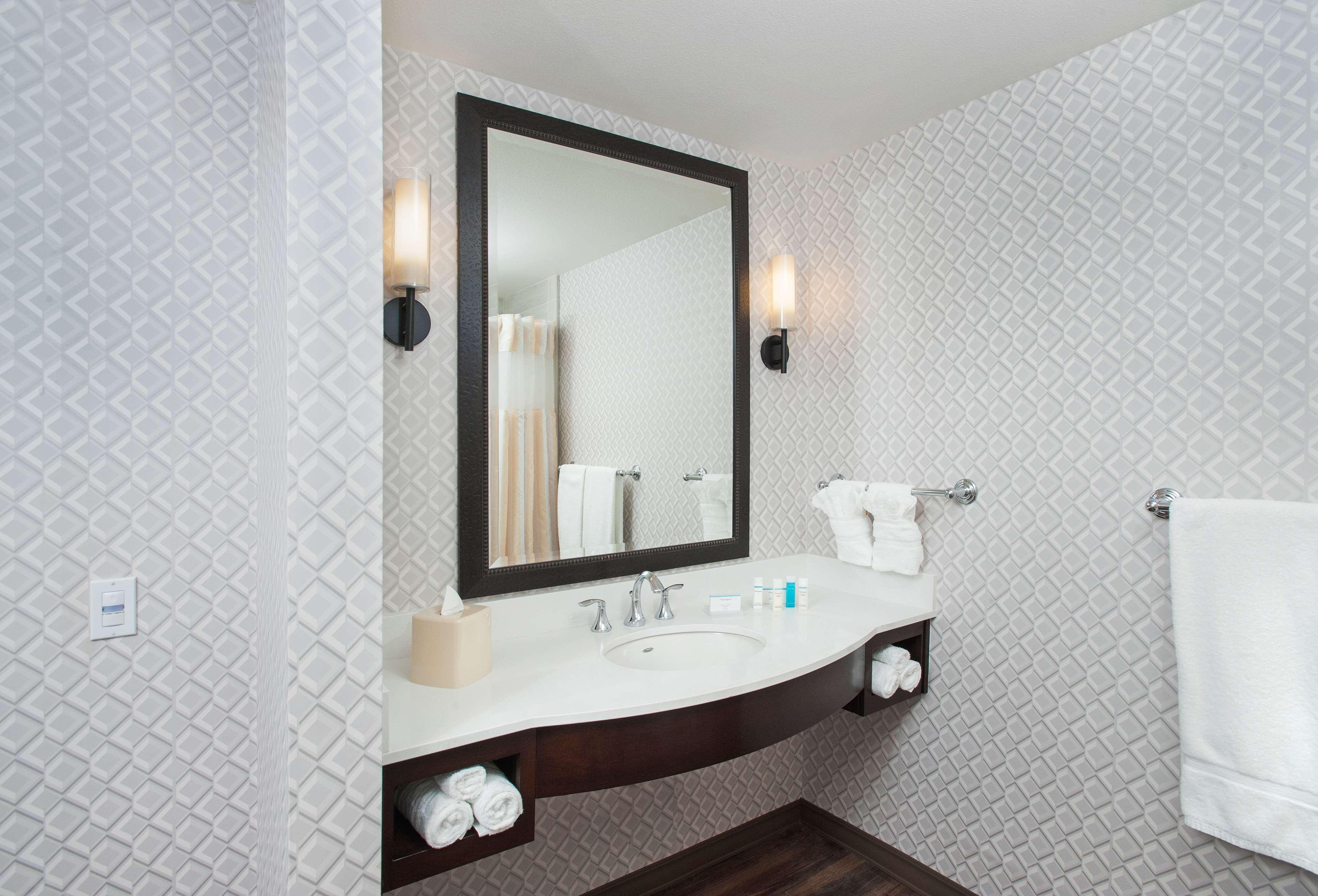 hilton garden inn burbank los angeles