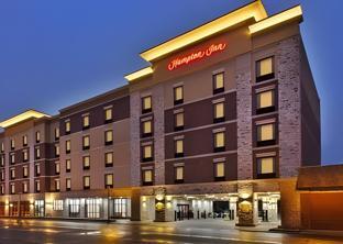 hampton inn by hilton detroit dearborn