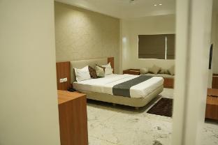 hotel bajaj residency